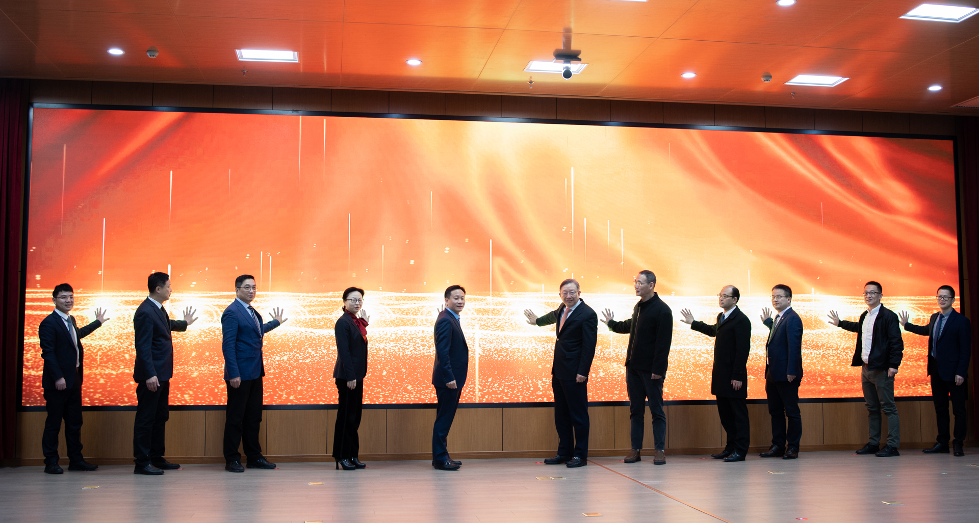 OLLI8910.jpg OLLI8910.jpg